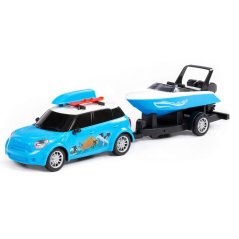 Auto Cruise s lodí na přívěsu